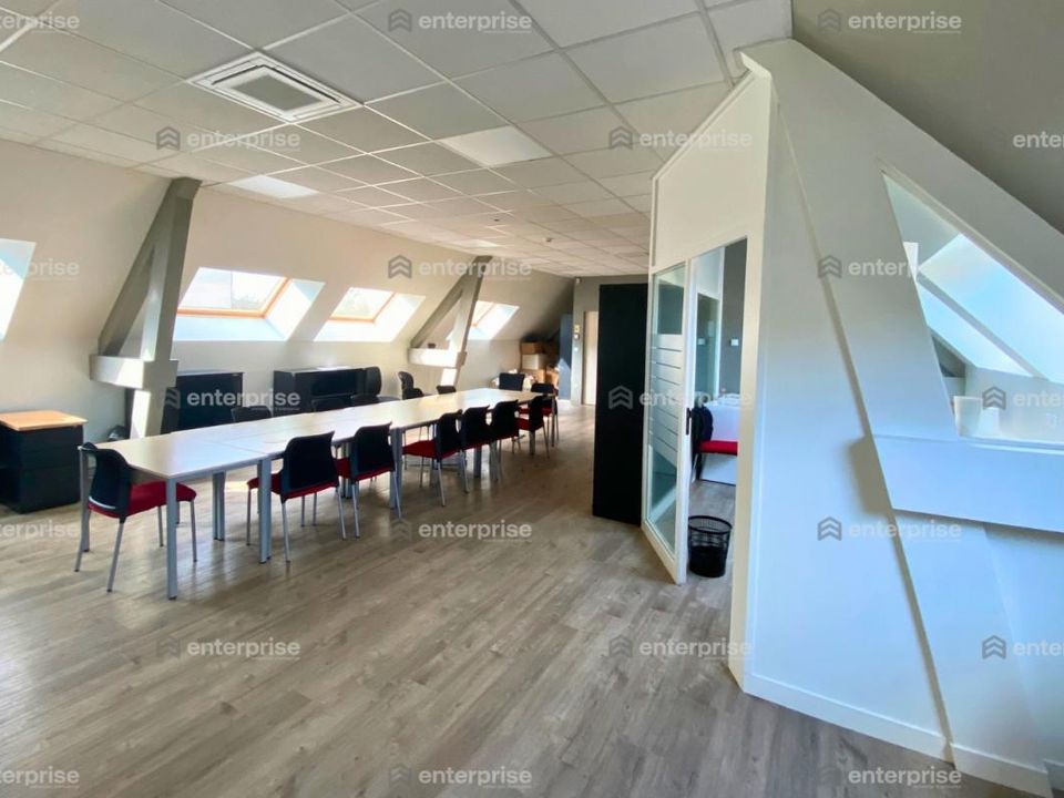 Erhvervsejendom i Beauvais, Oise - foto 2