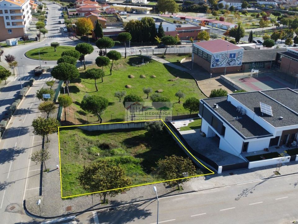 Helårsgrund i Alfandega da Fe, Braganca - foto 1