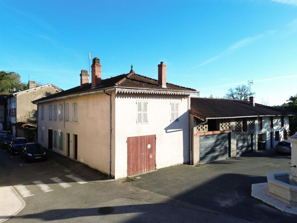 Landsbyhus i Saint-Julien-sur-Reyssouze, Ain - foto 2