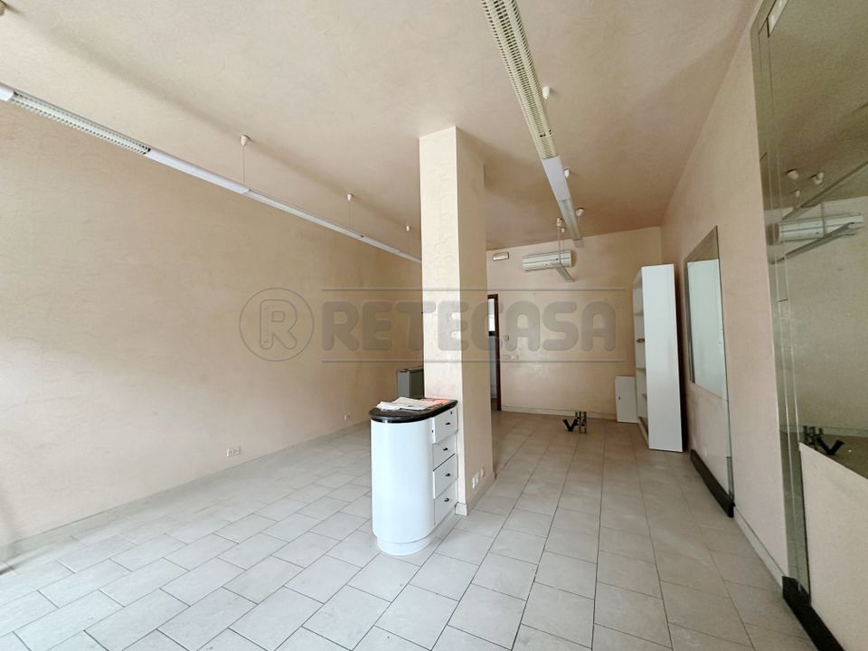 Erhvervsejendom i Pove del Grappa, Vicenza - foto 2