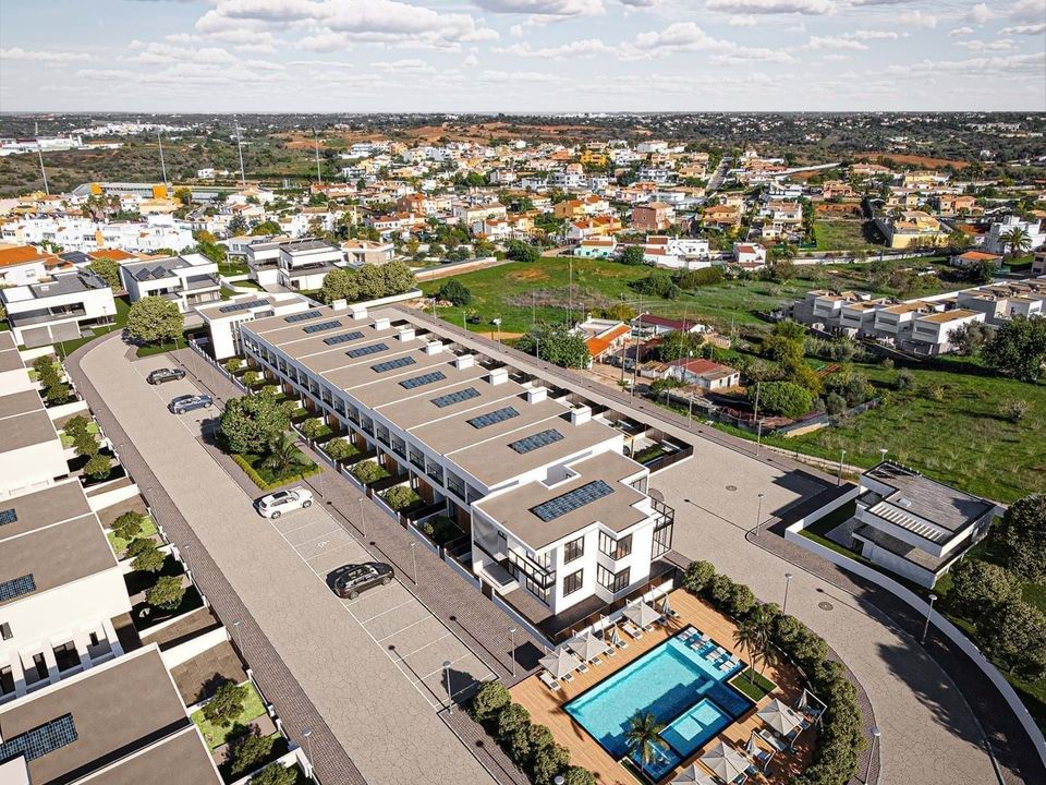 Helårsgrund i Estombar, Faro - foto 2