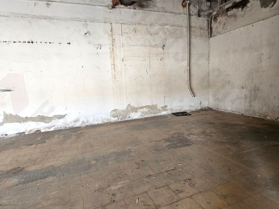 L'establiment comercial a Selargius, Cagliari - foto 3