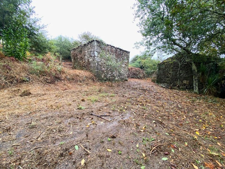 Ruinere i Paredes de Coura, Viana do Castelo - foto 4