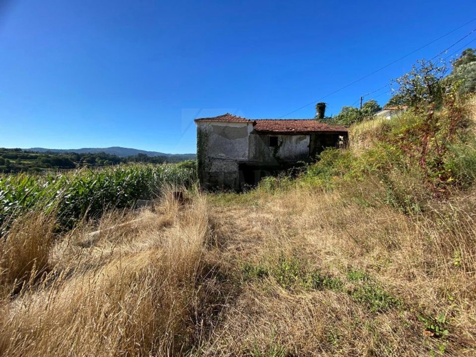 Ruinere i Paredes de Coura, Viana do Castelo - foto 4