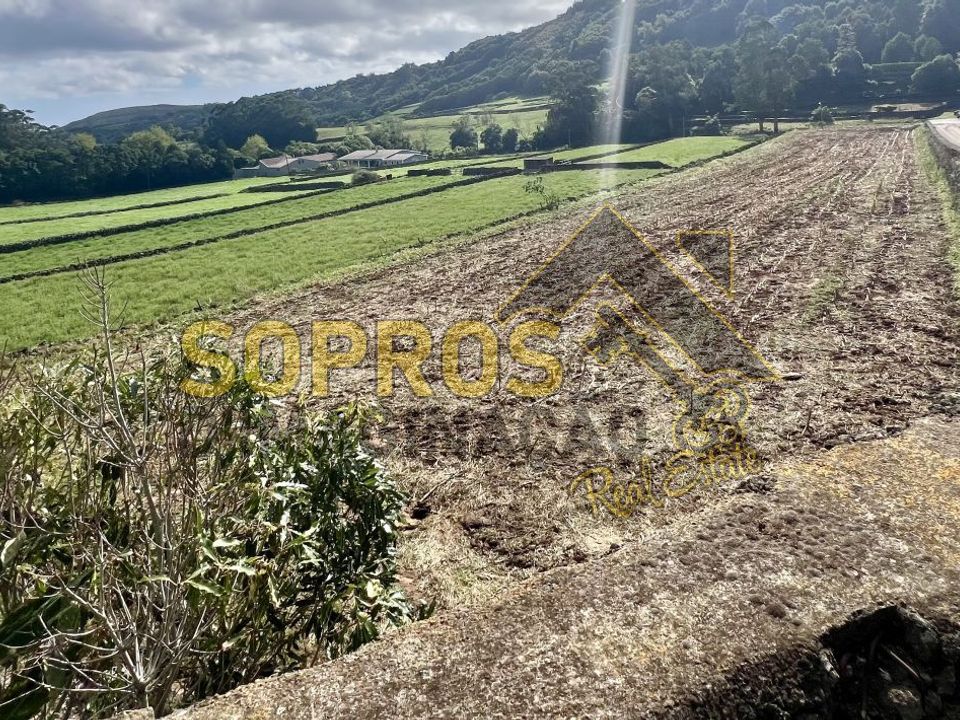 Helårsgrund i Vila da Praia da Vitoria, Terceira - foto 2