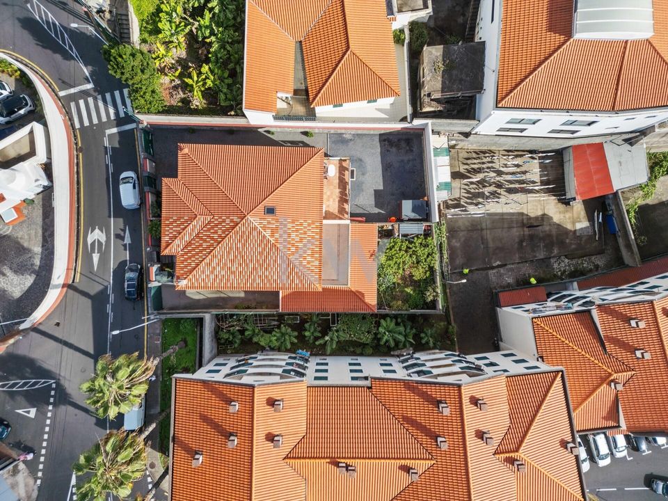Byhus i Camara de Lobos, Madeira - foto 4