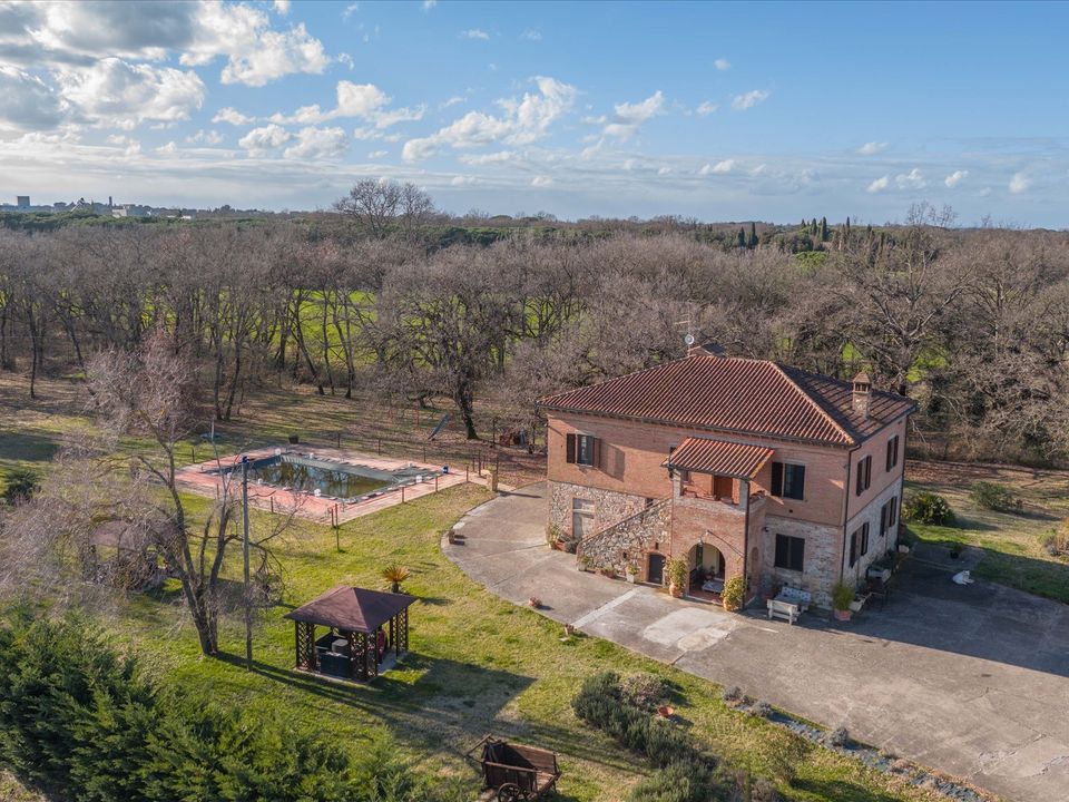 Farm hus i Castiglione del Lago, Perugia - foto 1