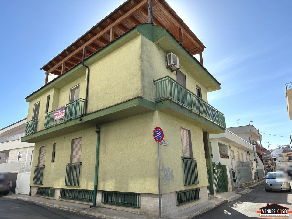 Villa a Adelfia, Bari - foto 1