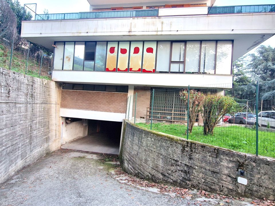 Garage i Avellino city, Avellino - foto 4