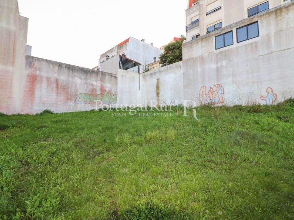 Helårsgrund i Amadora, Lisbon - foto 1