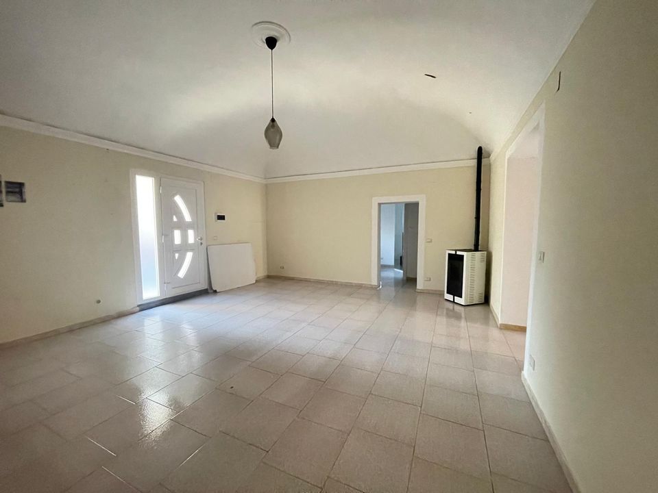 Villa - Tremestieri Etneo, Catania - photo 1