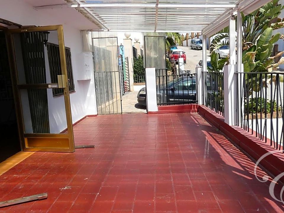 Erhvervsejendom i Riogordo, Malaga - foto 5