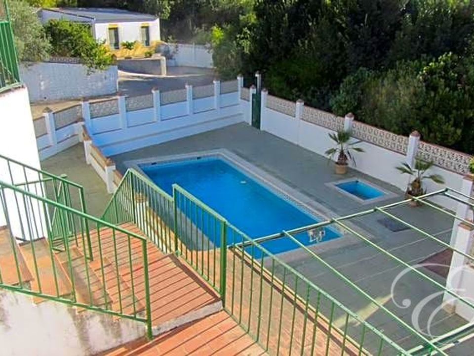Landejendom i Casabermeja, Malaga - foto 1
