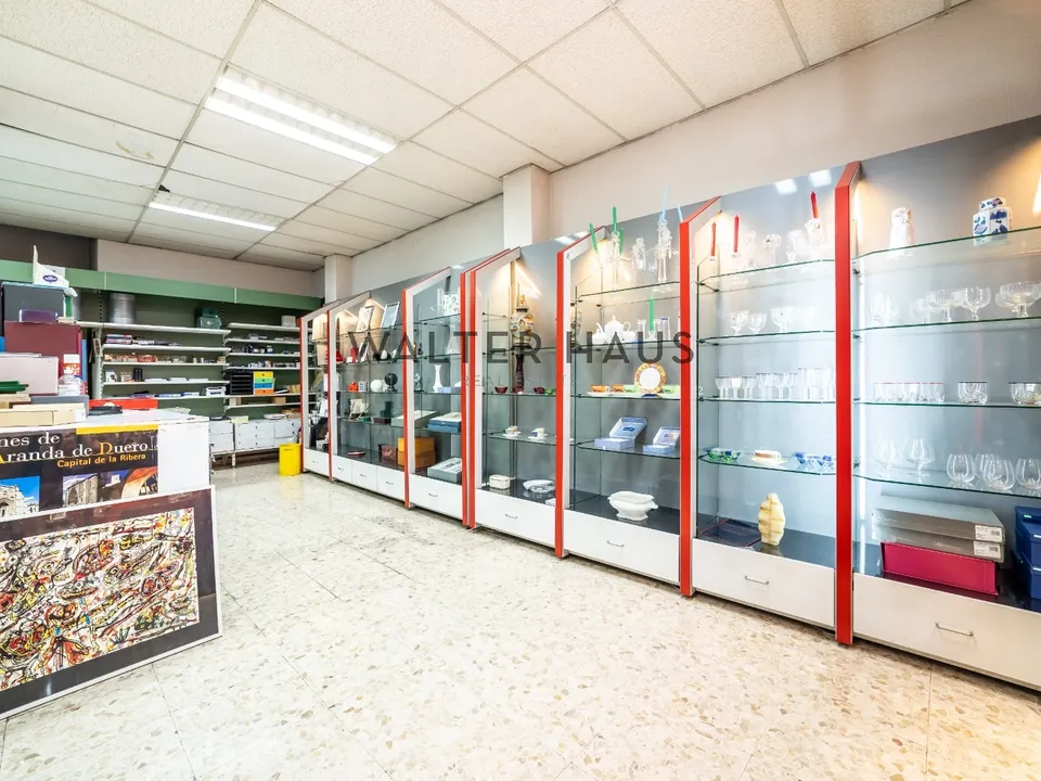 Propriedade comercial em Madrid, Madrid - foto 2