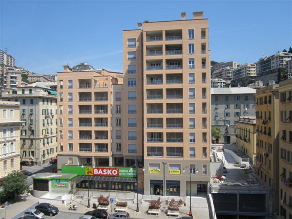 Garage i Genoa, Genoa - foto 2
