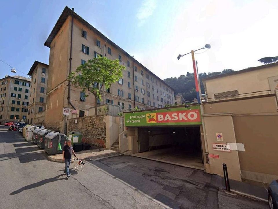 Garage i Genoa, Genoa - foto 5