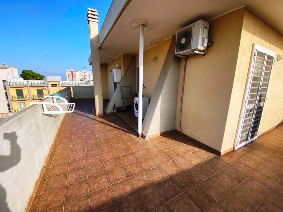 Lejlighed i Bari, Bari - foto 3
