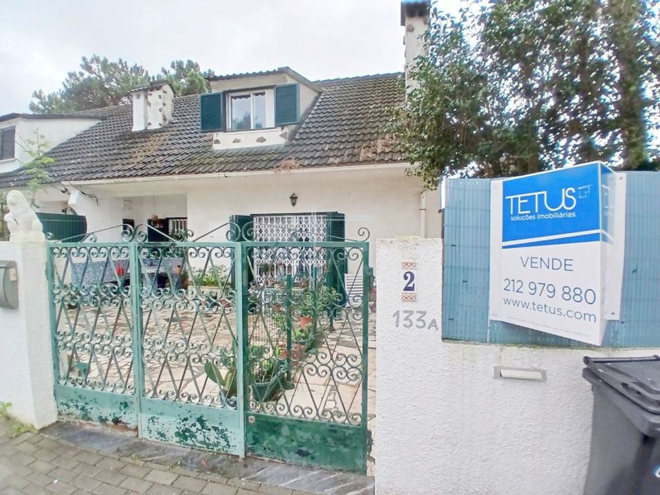 Byhus i Almada, Setubal - foto 1