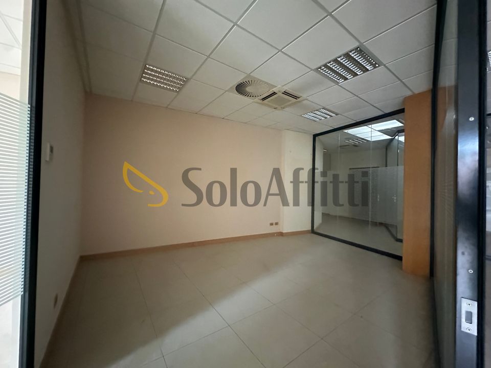 L'establiment comercial a Macerata, Macerata - foto 3