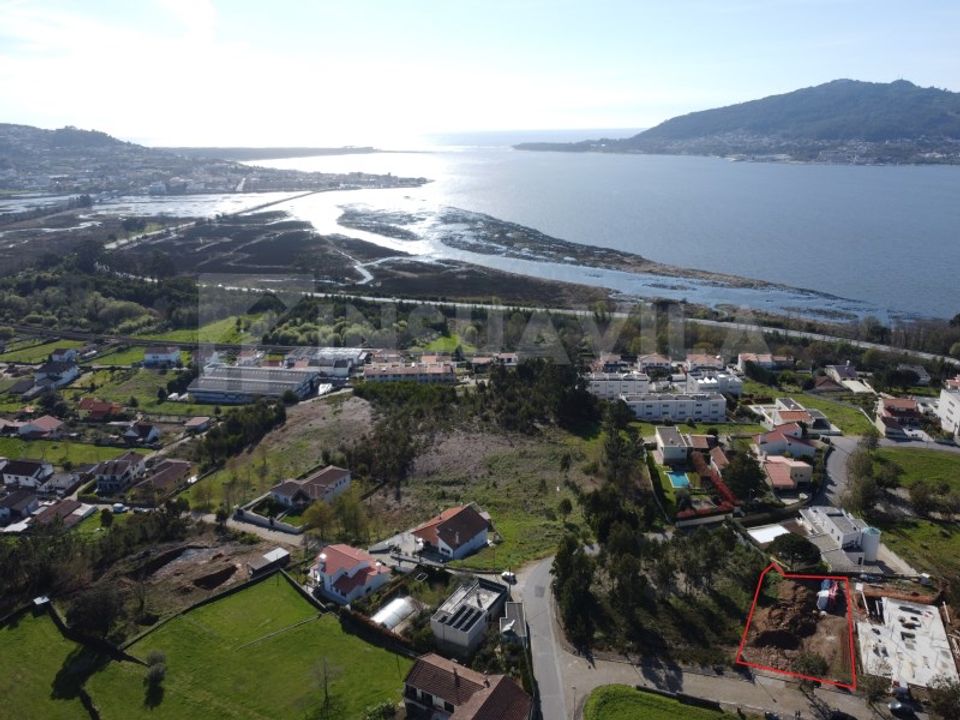 Helårsgrund i Caminha, Viana do Castelo - foto 2