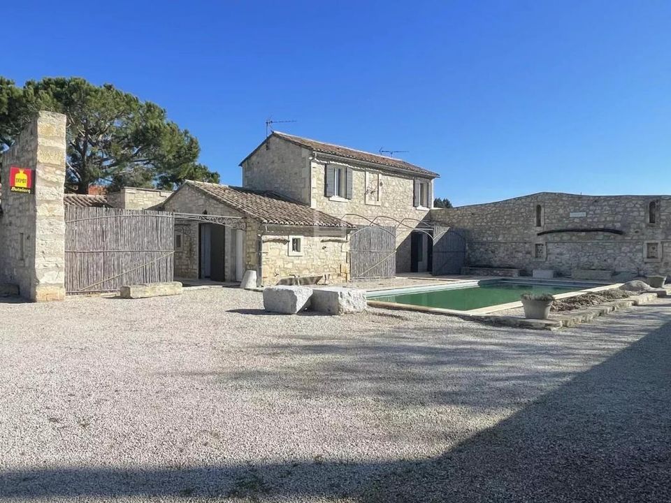 Villa i Saint-Martin-de-Crau, Bouches-du-Rhone - foto 1