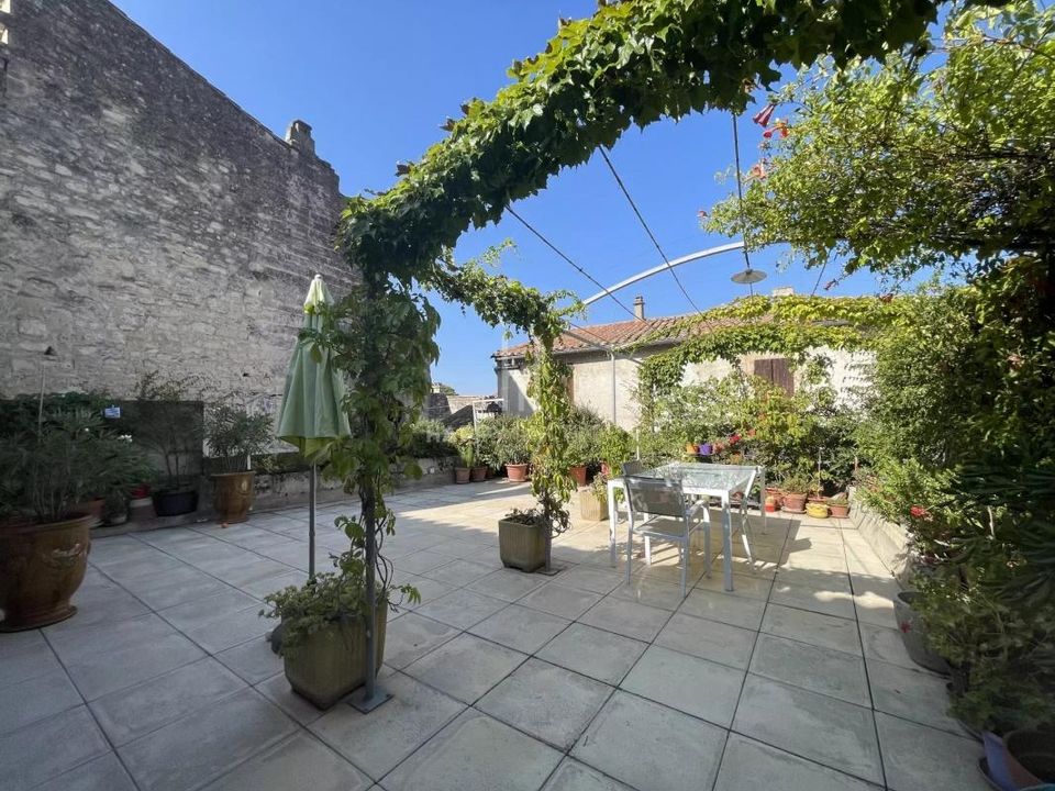 Lejlighed i Les Baux de Provence, Bouches-du-Rhone - foto 3