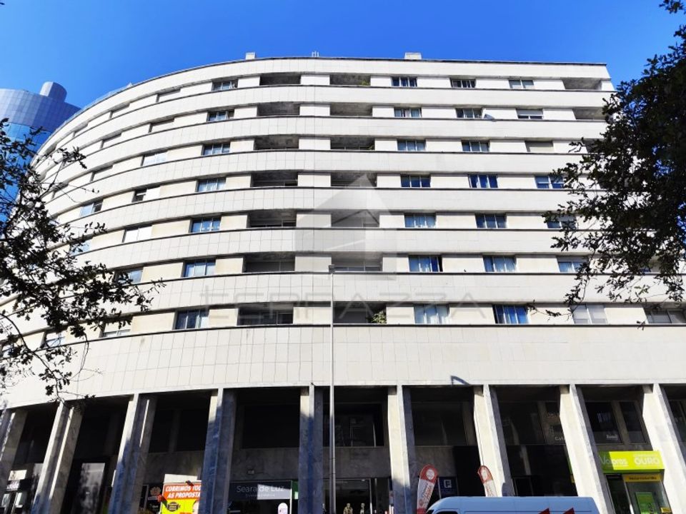 Erhvervsejendom i Maia, Porto - foto 2