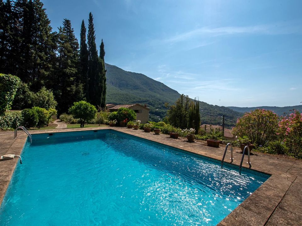 Villa i Le Bar-sur-Loup, Alpes-Maritimes - foto 2