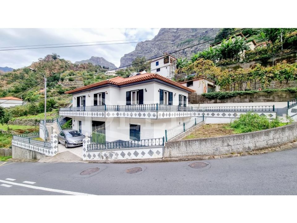 Villa a Camara de Lobos, Madeira - foto 1