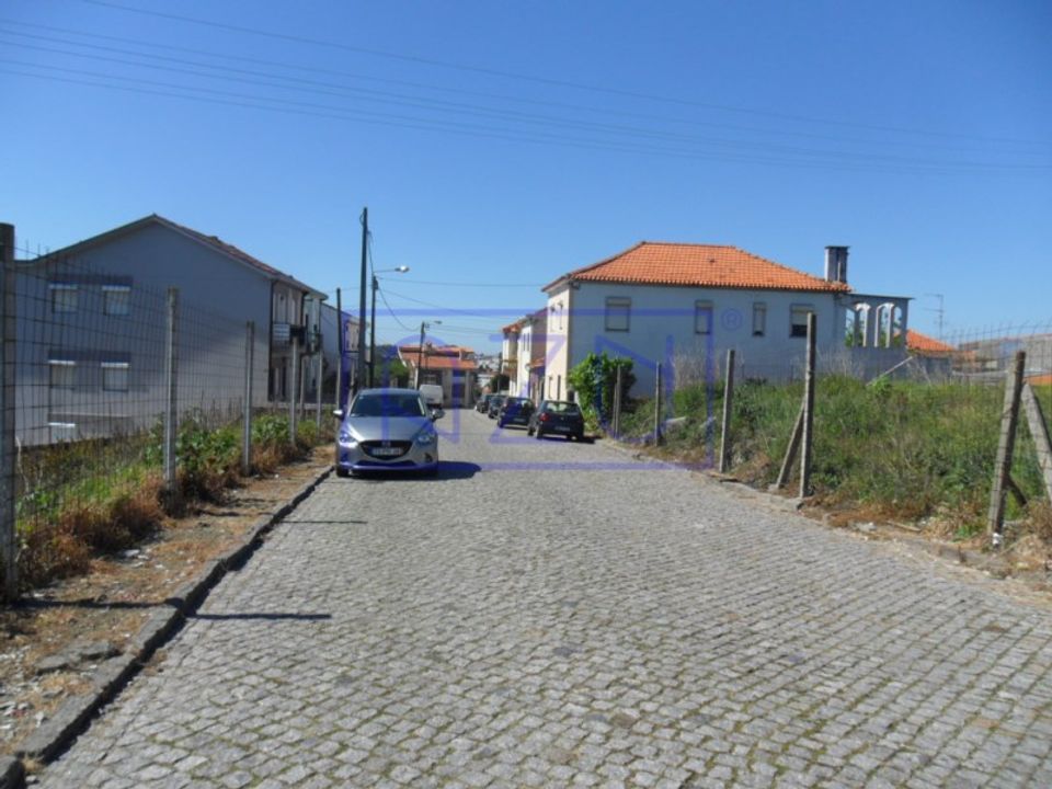 Helårsgrund i Pedroucos, Porto - foto 1