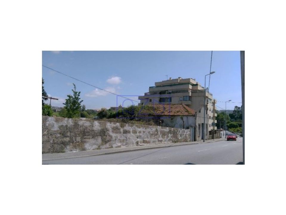 Helårsgrund i Senhora da Hora, Porto - foto 1