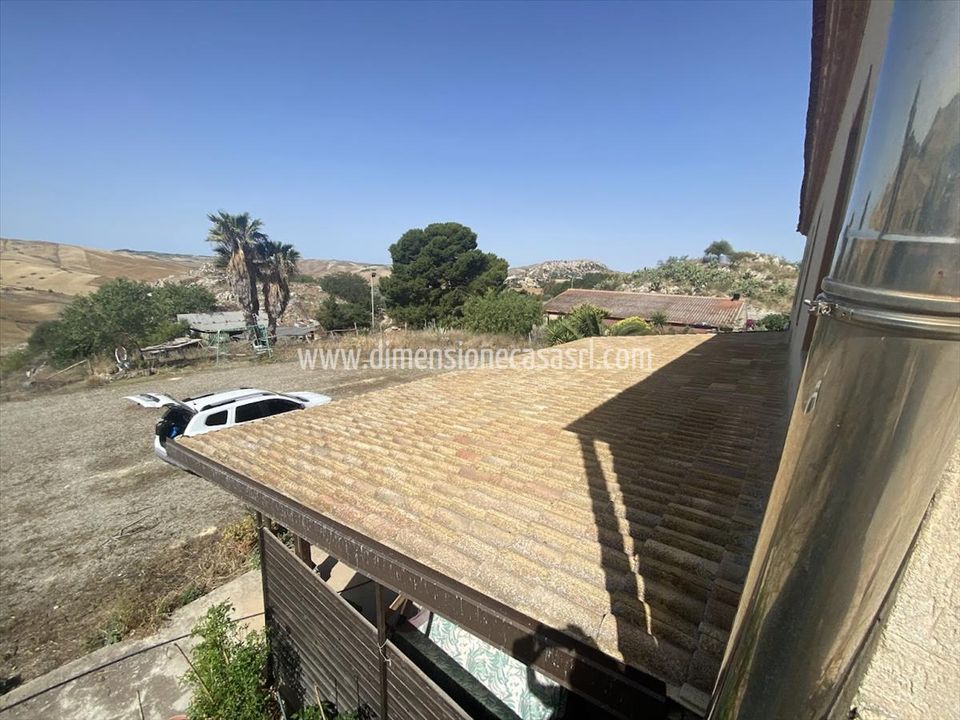 Farm i Caltanissetta, Caltanissetta - foto 3