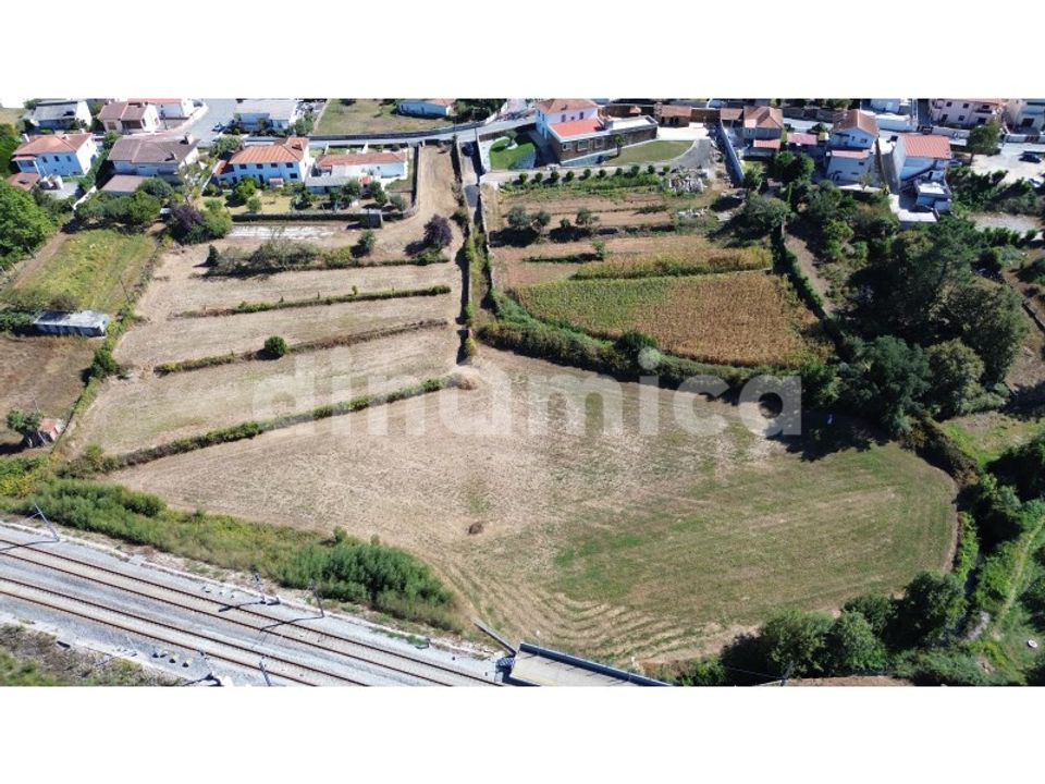 Helårsgrund i Vila Nova de Famalicao, Braga - foto 2