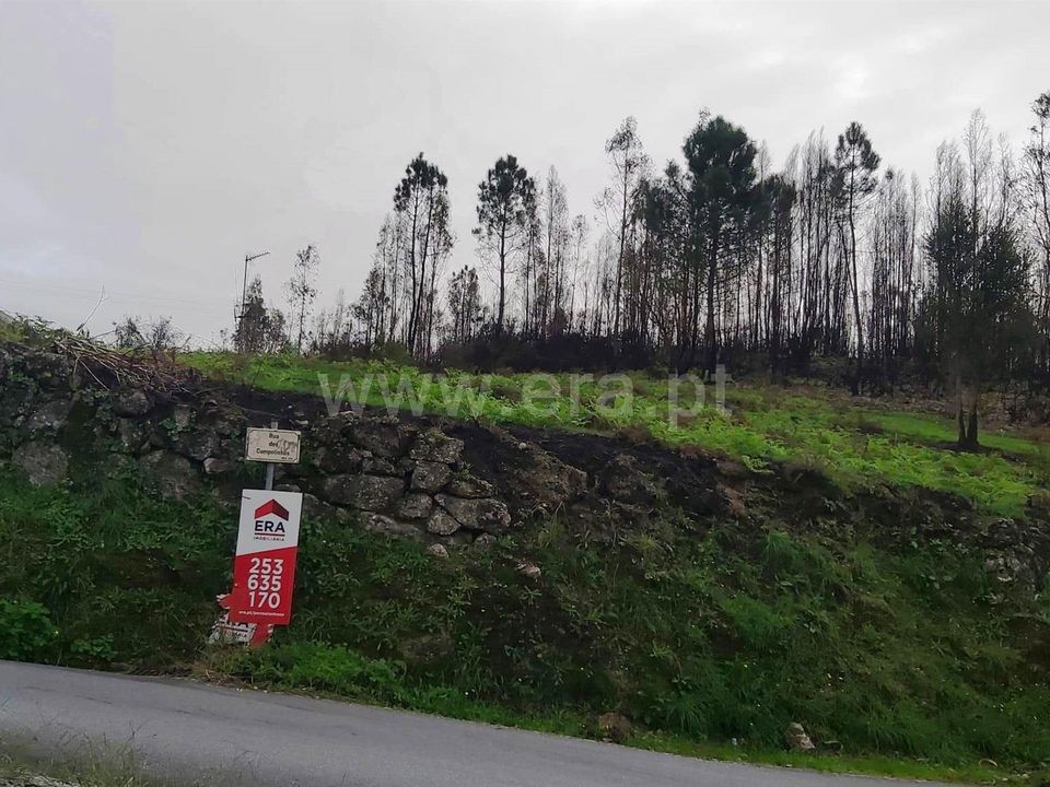 Helårsgrund i Povoa de Lanhoso, Braga - foto 1