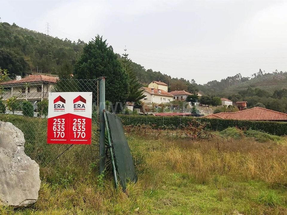 Helårsgrund i Povoa de Lanhoso, Braga - foto 1
