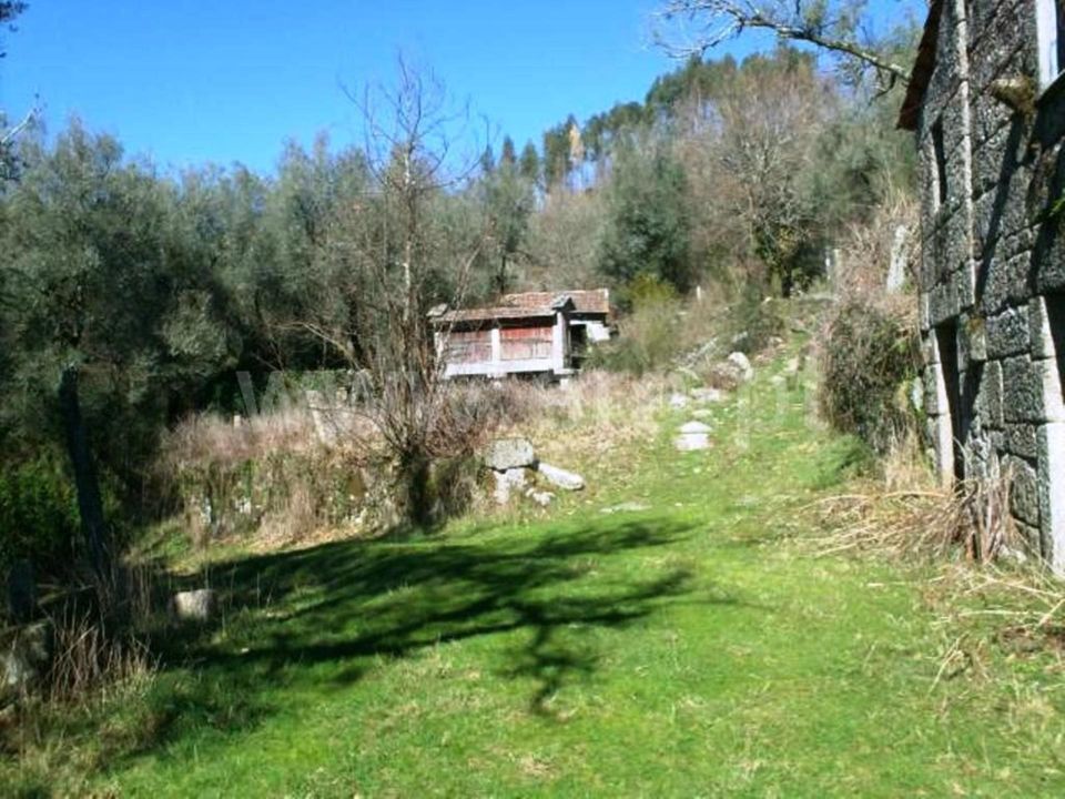 Erhvervsejendom i Povoa de Lanhoso, Braga - foto 1