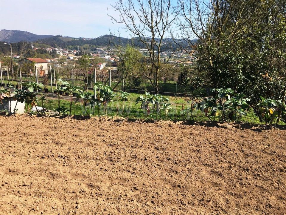 Helårsgrund i Guimaraes, Braga - foto 1