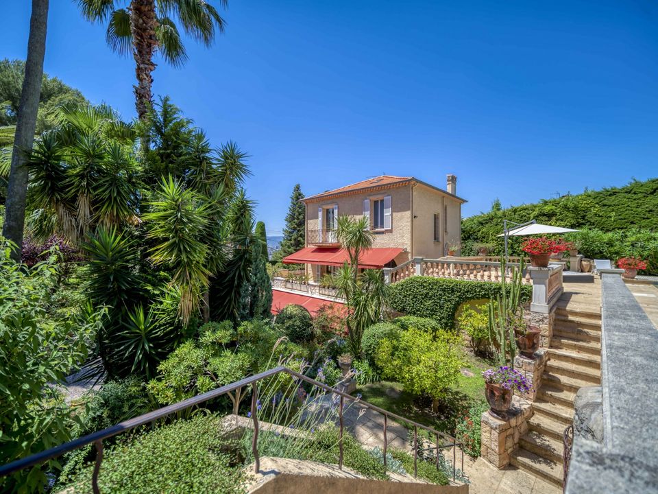 Villa i Le Cannet, Alpes-Maritimes - bilde 1