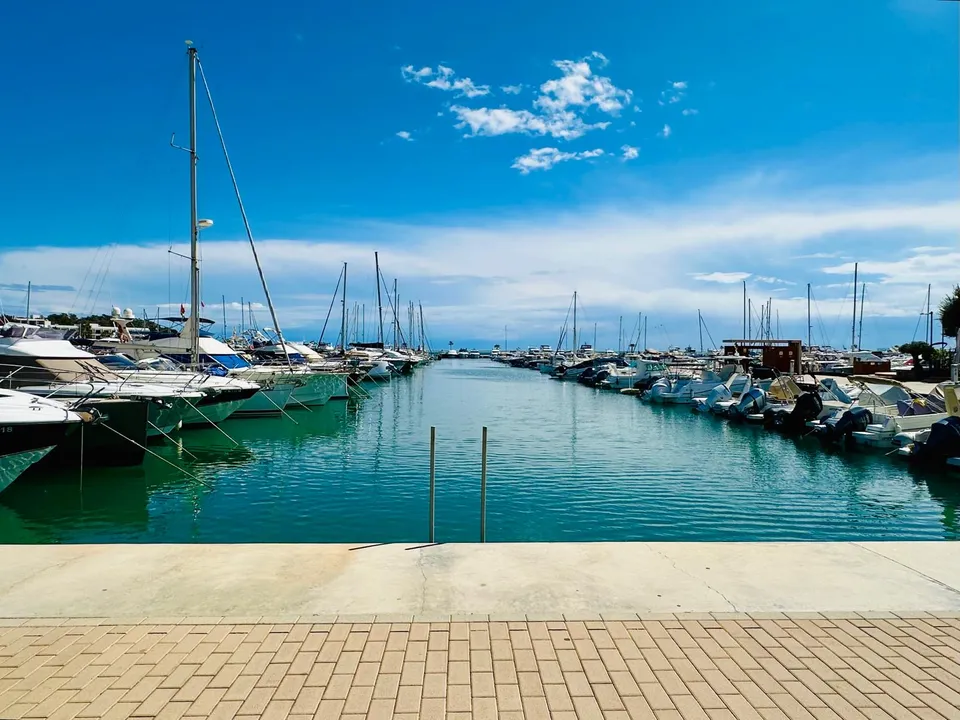 Erhvervsejendom i Santa Eulalia Del Rio, Ibiza - foto 1