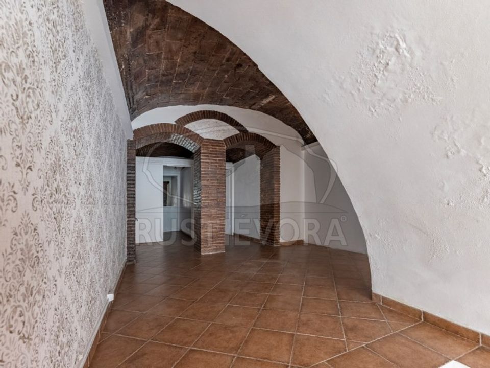 Erhvervsejendom i Evora, Evora - foto 4