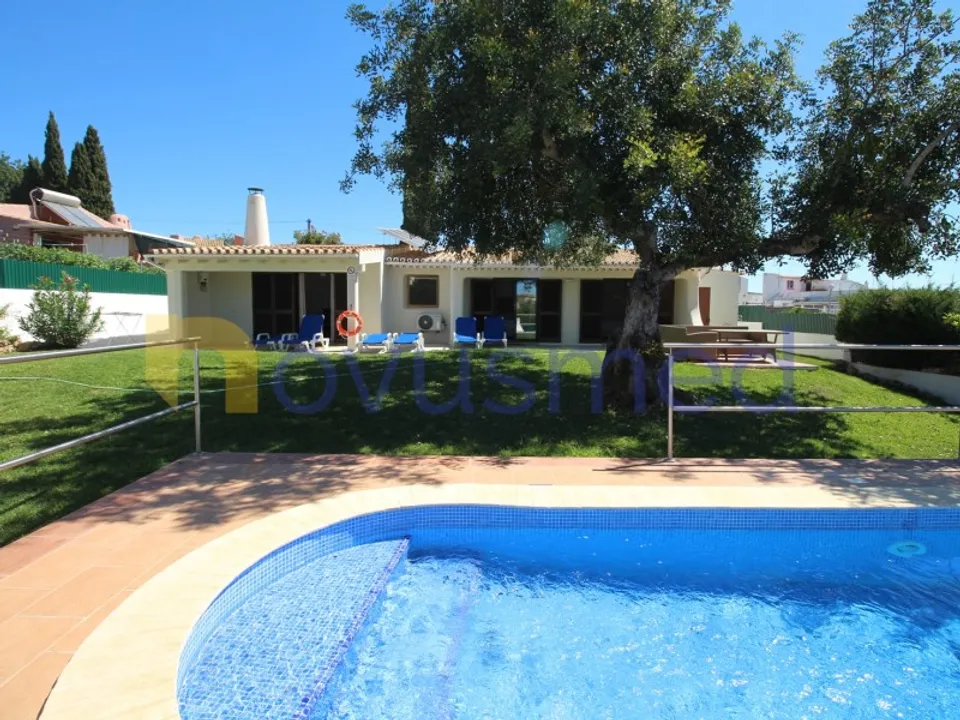 Villa i Albufeira, Faro - foto 1