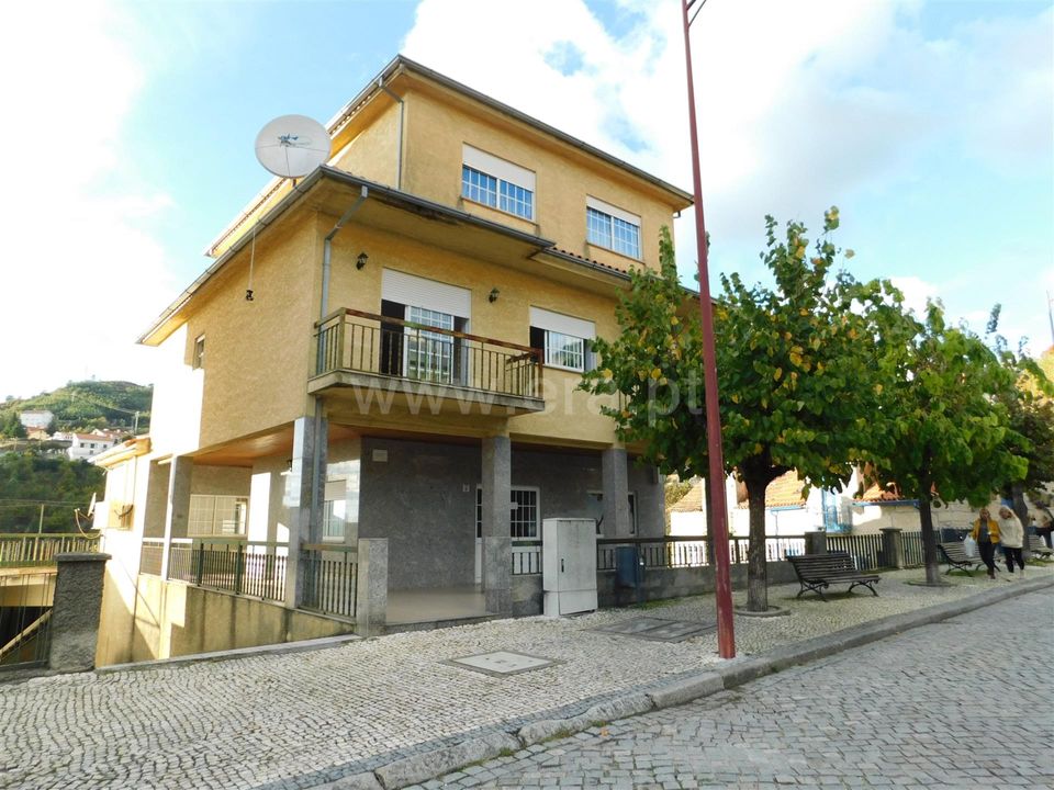 Erhvervsejendom i Seia, Guarda - foto 2