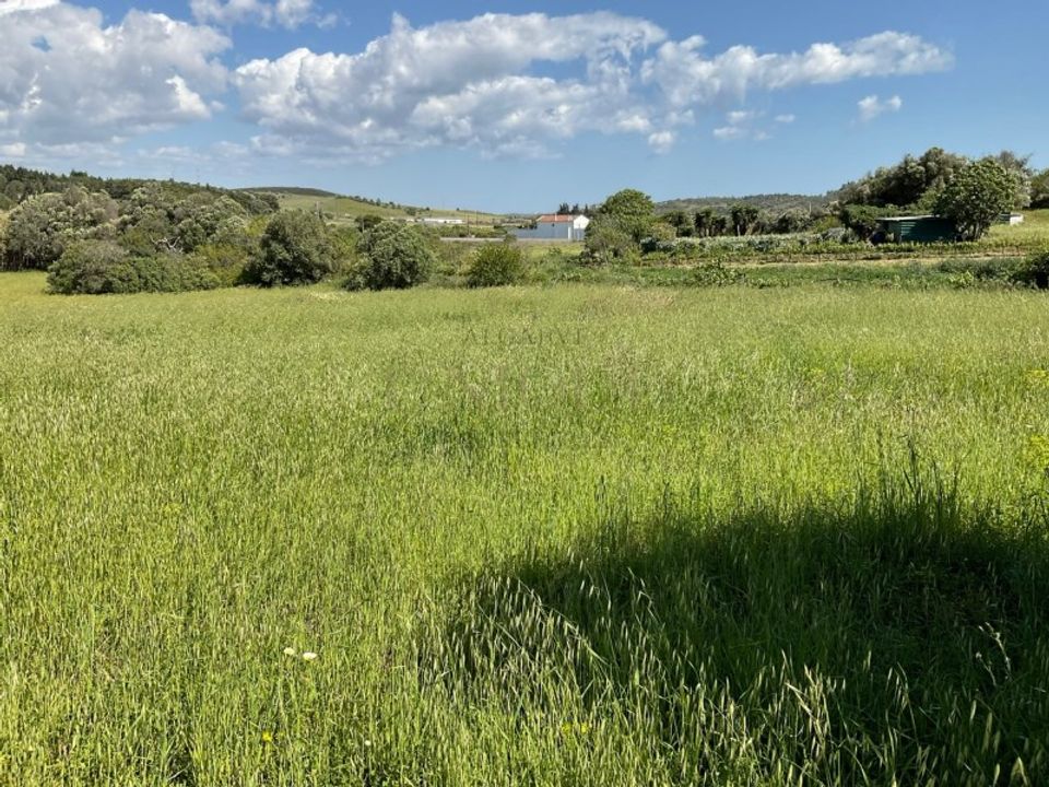 Helårsgrund i Bensafrim, Faro - foto 1
