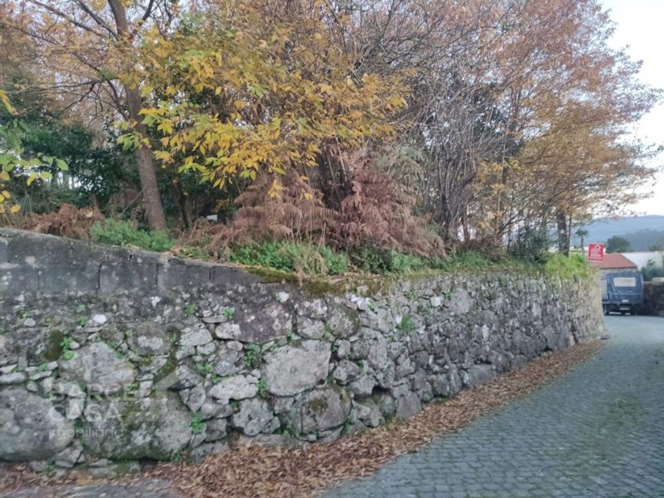 Helårsgrund i Guimaraes, Braga - foto 2