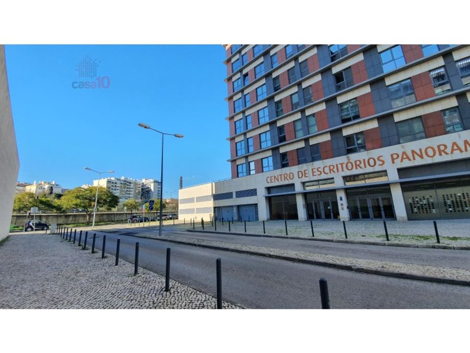 Erhvervsejendom i Moscavide-Parque das Nacoes, Lisbon - foto 4