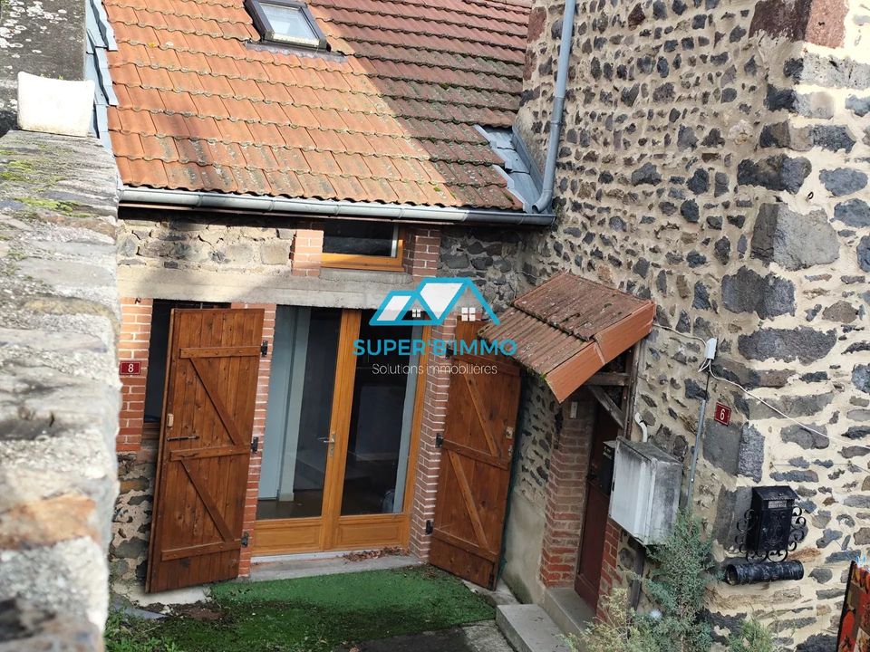 Landejendom i Chavaniac-Lafayette, Haute-Loire - foto 1