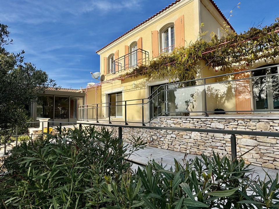 Villa in L'Isle-sur-la-Sorgue, Vaucluse - photo 4