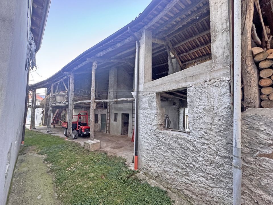 Erhvervsejendom i Valdagno, Vicenza - foto 1