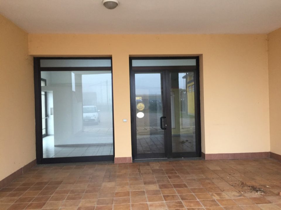 Erhvervsejendom i Piove di Sacco, Padua - foto 1