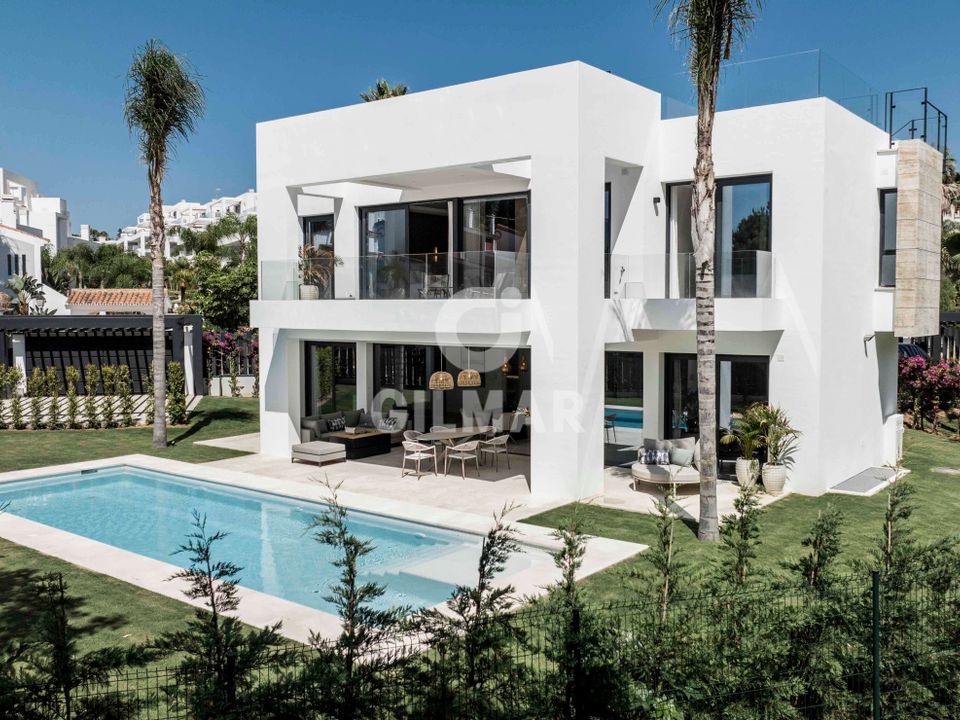 Villa i Estepona, Malaga - foto 1